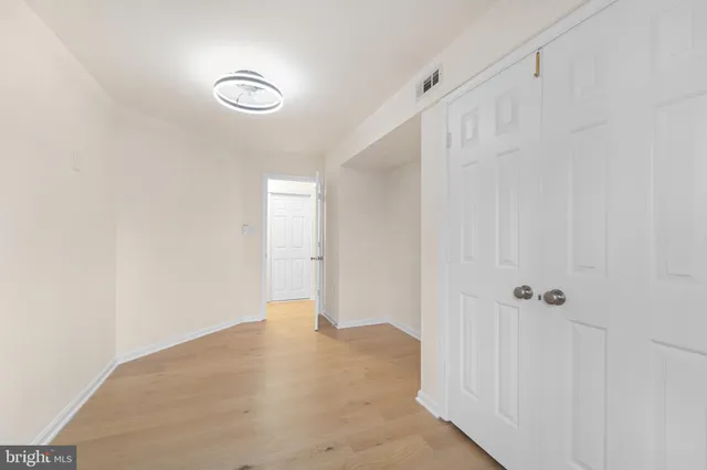 $2,050 | 14046 Erie Court, Gainesville, VA 20155