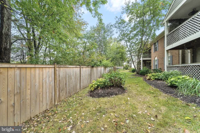 $2,050 | 14046 Erie Court, Gainesville, VA 20155