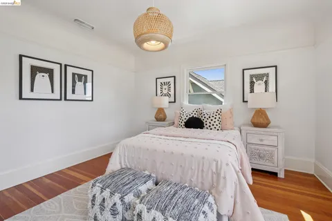 $1,299,000 | 583 Mira Vista Avenue, Oakland, CA 94610