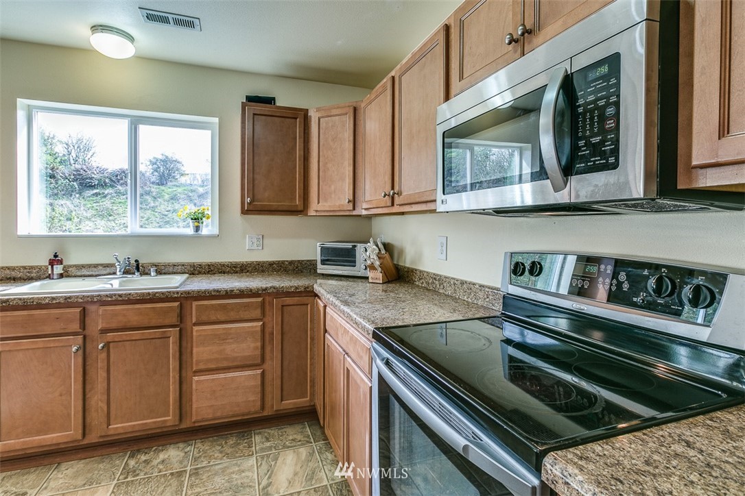 5400 Timber Ridge Drive Mount Vernon, WA 98273 - Photo 9 of 20 Gallery Image 9