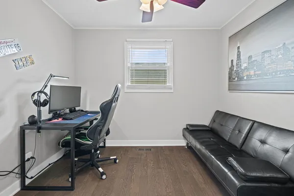 $375,000 | 3503 Bobolink Lane, Rolling Meadows, IL 60008