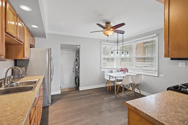 $375,000 | 3503 Bobolink Lane, Rolling Meadows, IL 60008