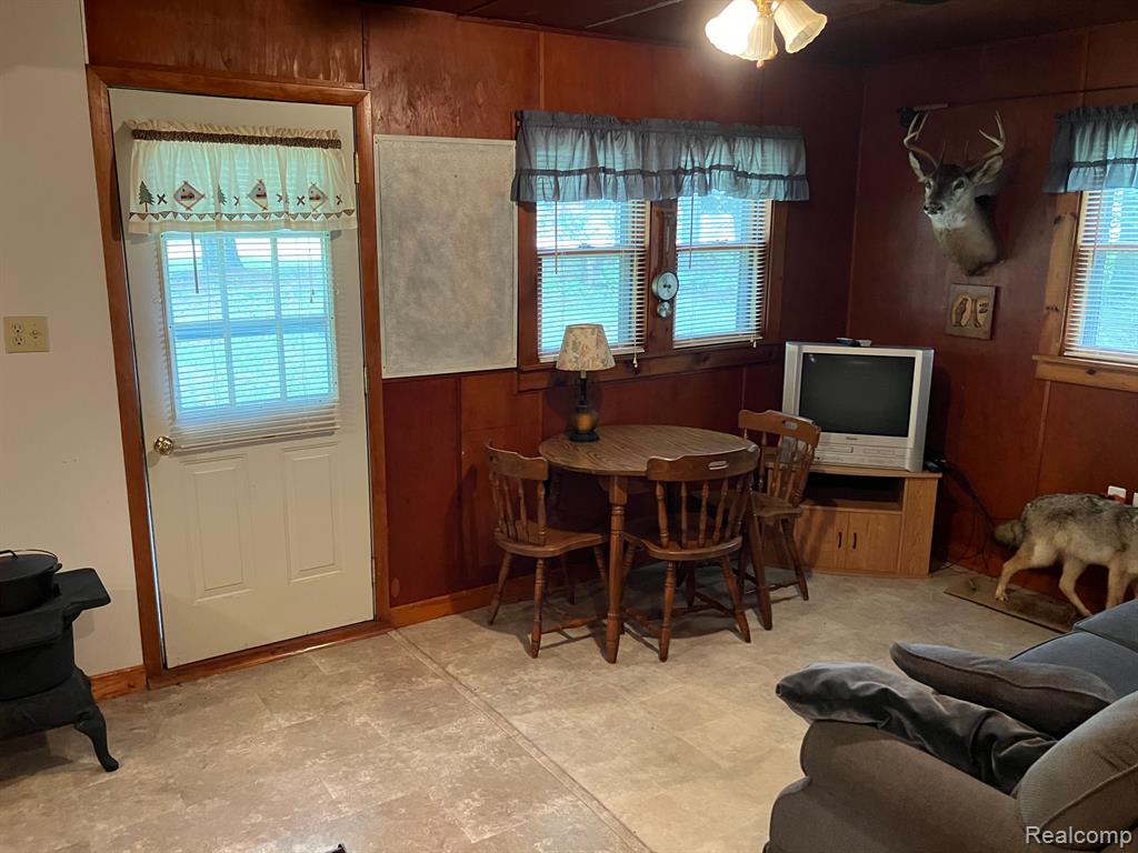 5400 Allen Road Alger, MI 48610 - Photo 9 of 34