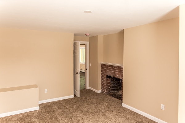 107 Old Dover Road Rochester, NH 03867 - Photo 16 of 32