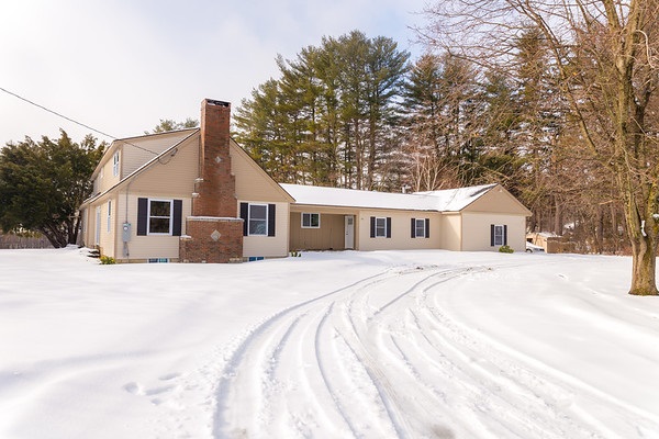 107 Old Dover Road Rochester, NH 03867 - Photo 3 of 32