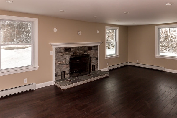 107 Old Dover Road Rochester, NH 03867 - Photo 8 of 32