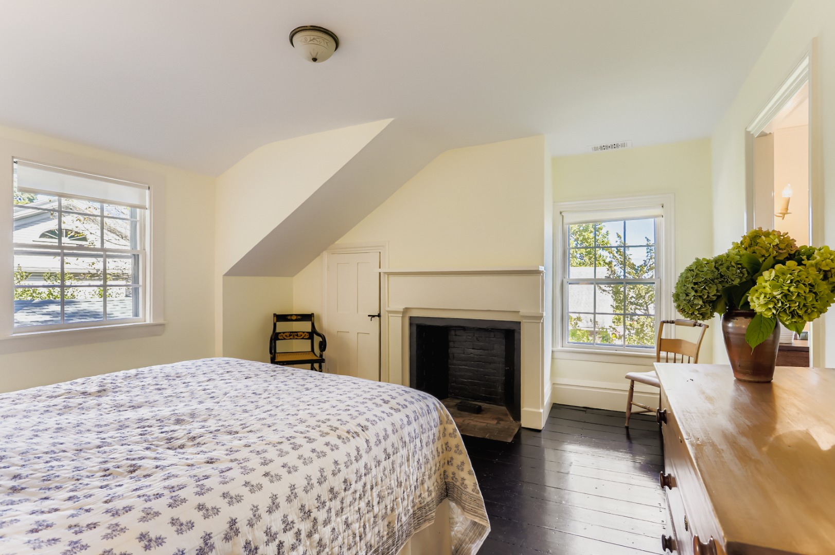 27 Spring Street Vineyard Haven, MA 02568 - Photo 40 of 59 upstairs primary #3