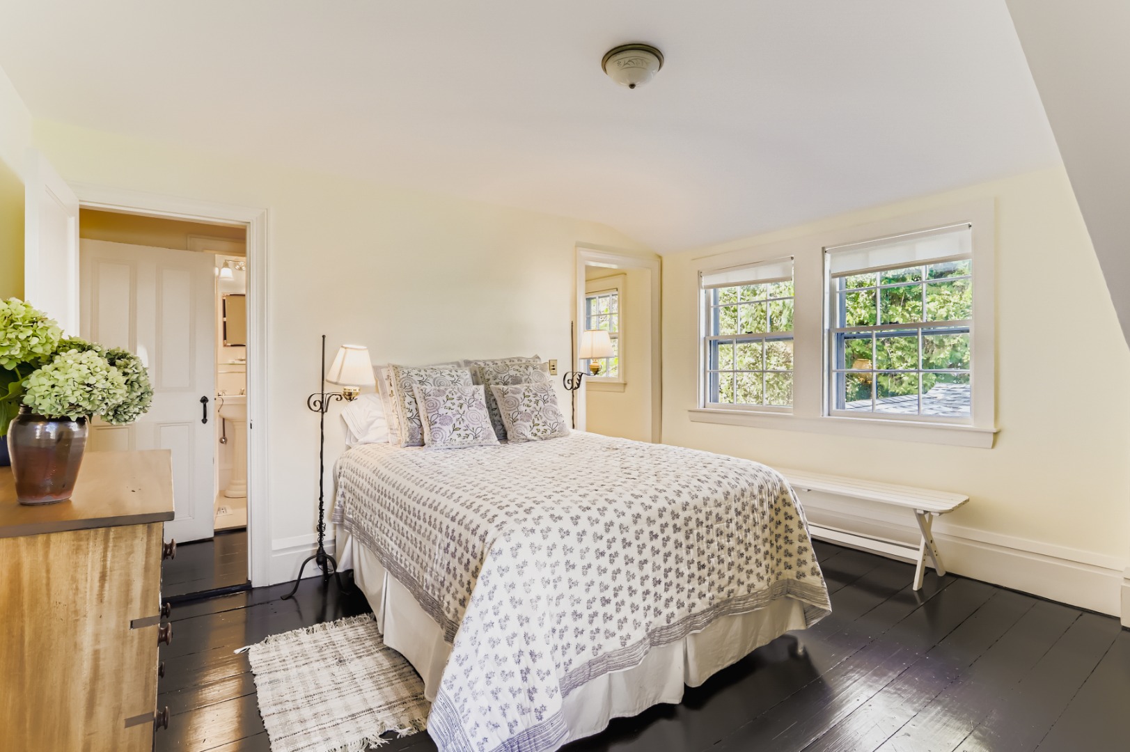 27 Spring Street Vineyard Haven, MA 02568 - Photo 41 of 59