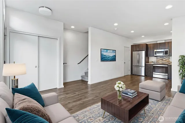 $640,000 | 6917 Carleton Avenue South, Unit B, Seattle, WA 98108