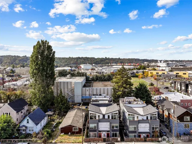 $640,000 | 6917 Carleton Avenue South, Unit B, Seattle, WA 98108