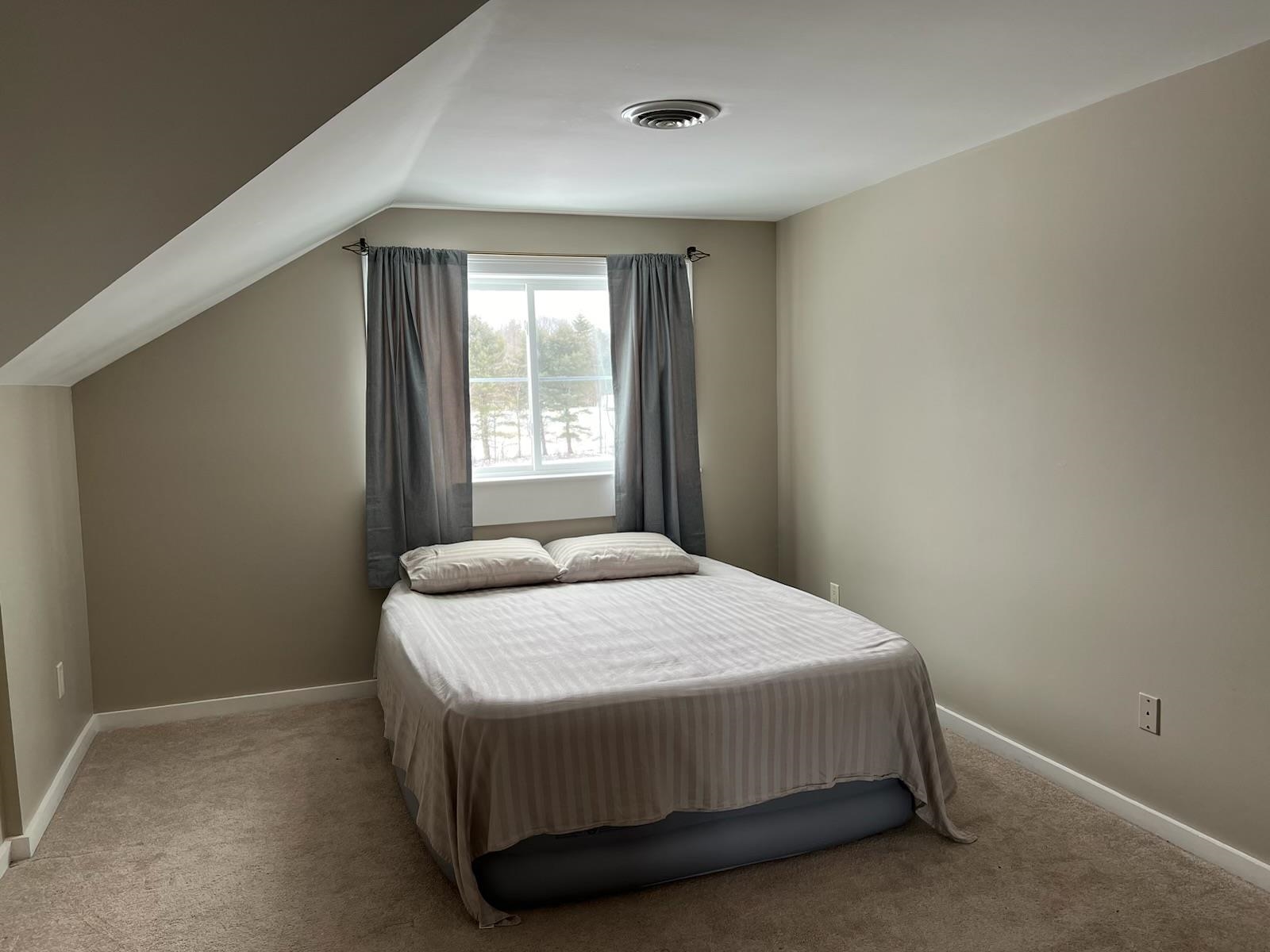 14 Dustin Homestead Rochester, NH 03867 - Photo 4 of 18