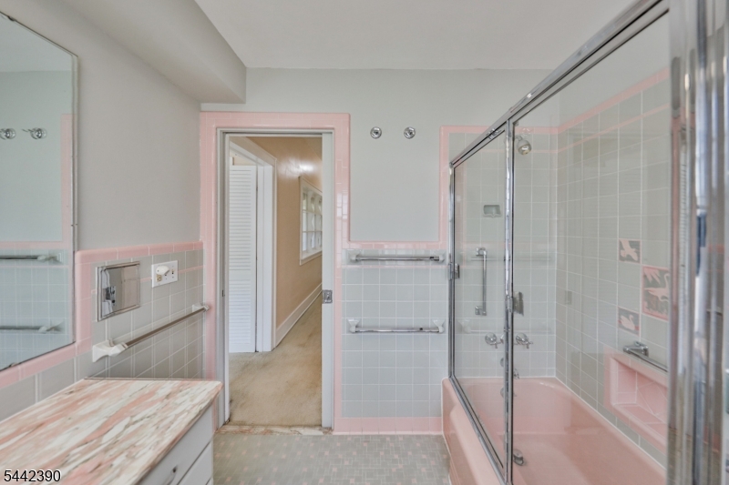 670 Belvidere Road Phillipsburg, NJ 08865 - Photo 29 of 50