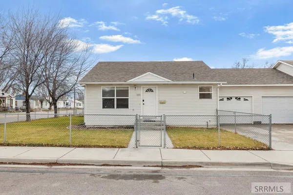 $325,000 | 855 East Walnut Street, Pocatello, ID 83201