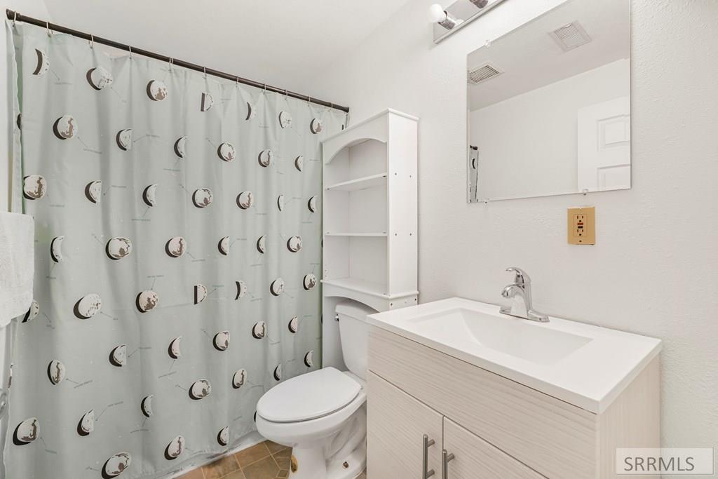 855 East Walnut Street Pocatello, ID 83201 - Photo 14 of 36