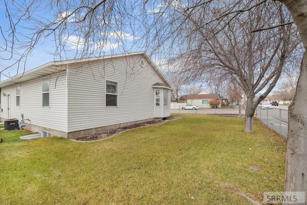855 East Walnut Street Pocatello, ID 83201 - Photo 26 of 36