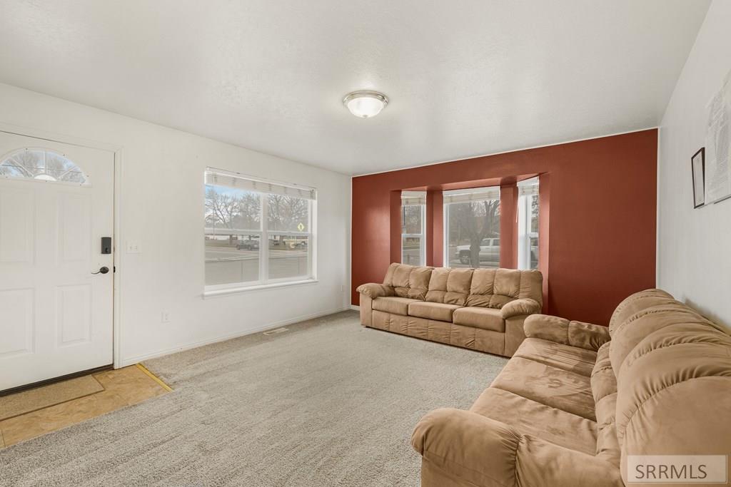 855 East Walnut Street Pocatello, ID 83201 - Photo 5 of 36