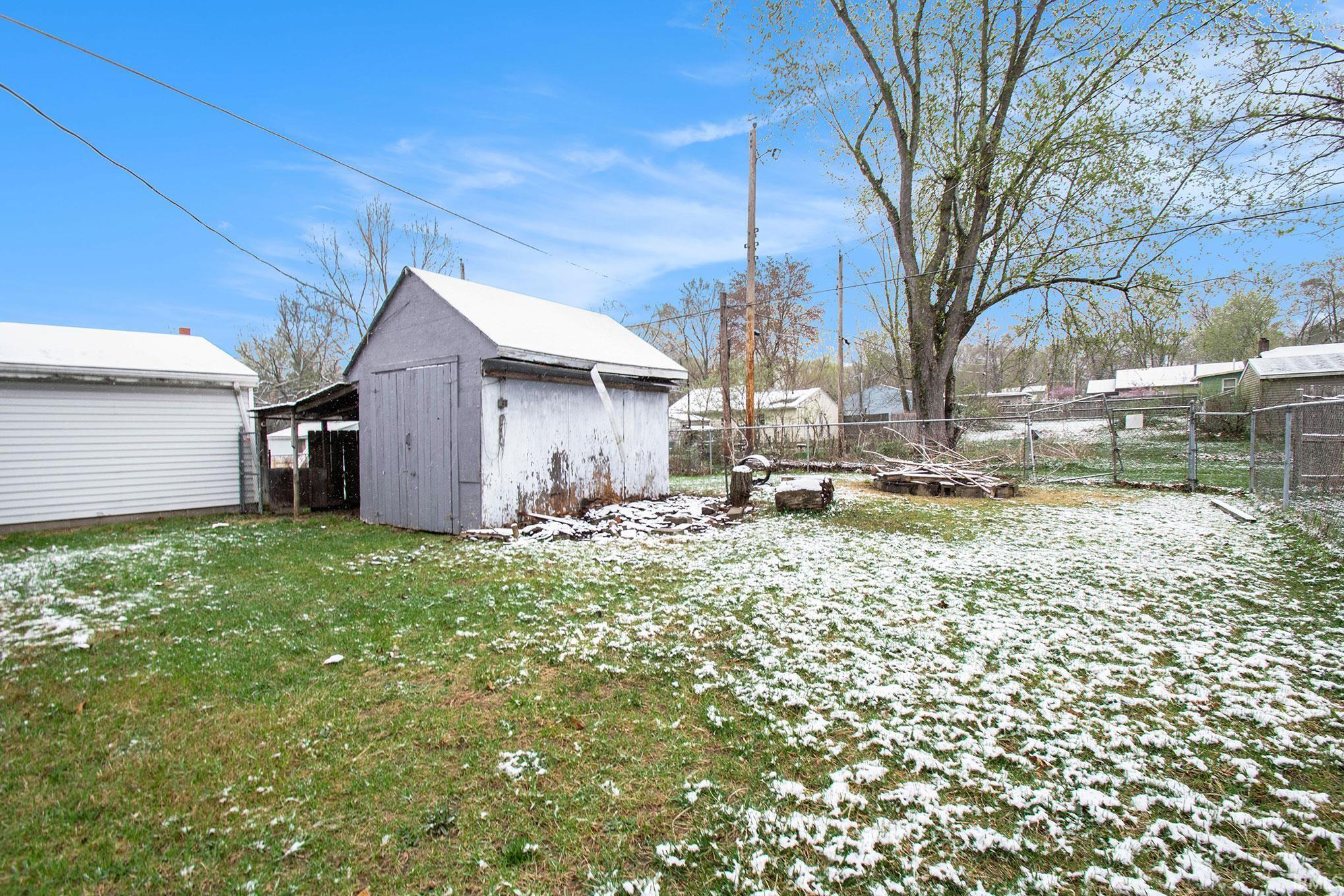 50632 Kenilworth Road South Bend, IN 46637 - Photo 3 of 15