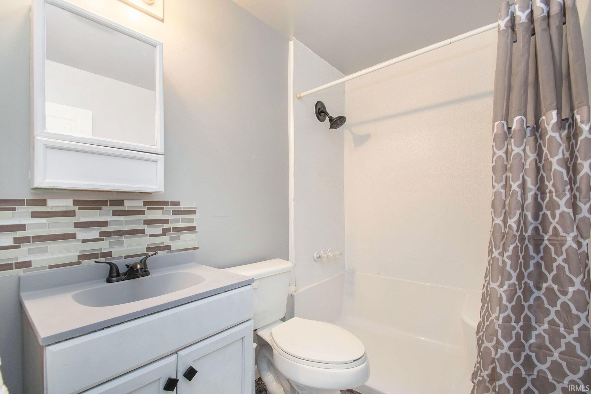 50632 Kenilworth Road South Bend, IN 46637 - Photo 8 of 15