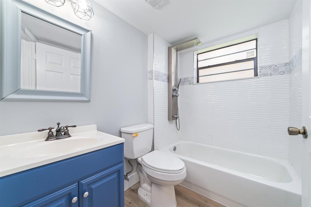 9431 Boca Cove Circle, Unit 1001 Boca Raton, FL 33428 - Photo 31 of 32 Image 1