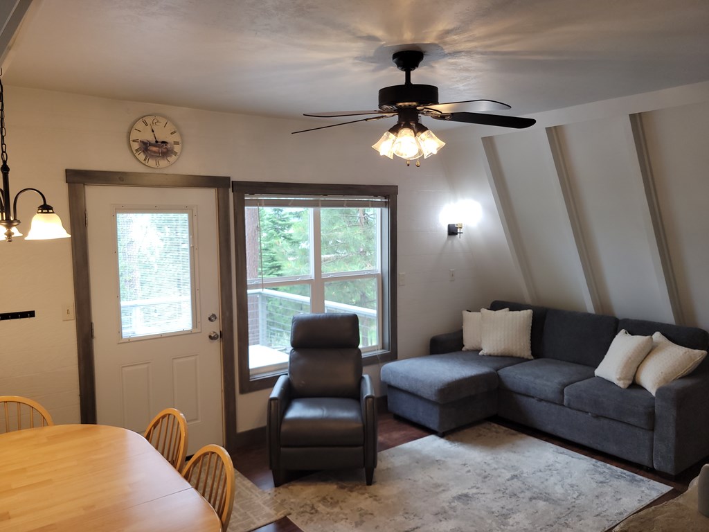 32 Duffys Lane Cascade, ID 83611 - Photo 11 of 35 Cute and clean
