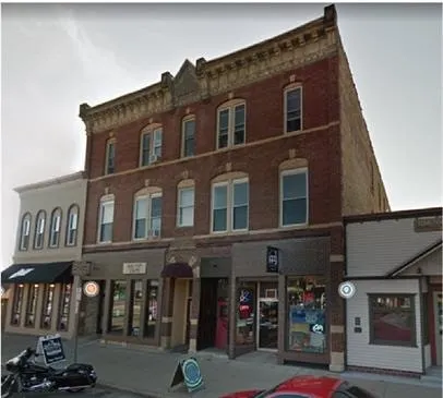 $995 | 123 1/2 South Main Street, Unit 308, River Falls, WI 54022