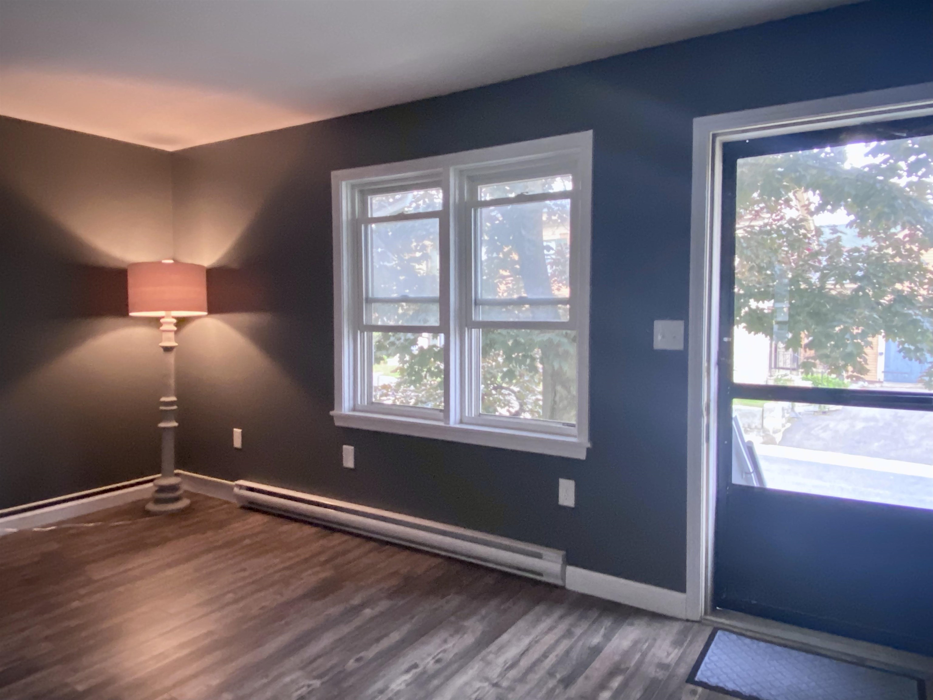 19 Court Street Concord, NH 03301 - Photo 3 of 23