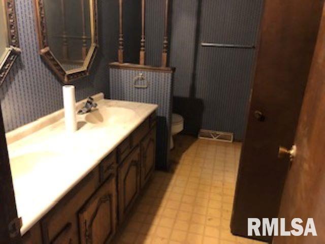 3980 Holten Road Sherman, IL 62684 - Photo 9 of 12 Gallery Image 9