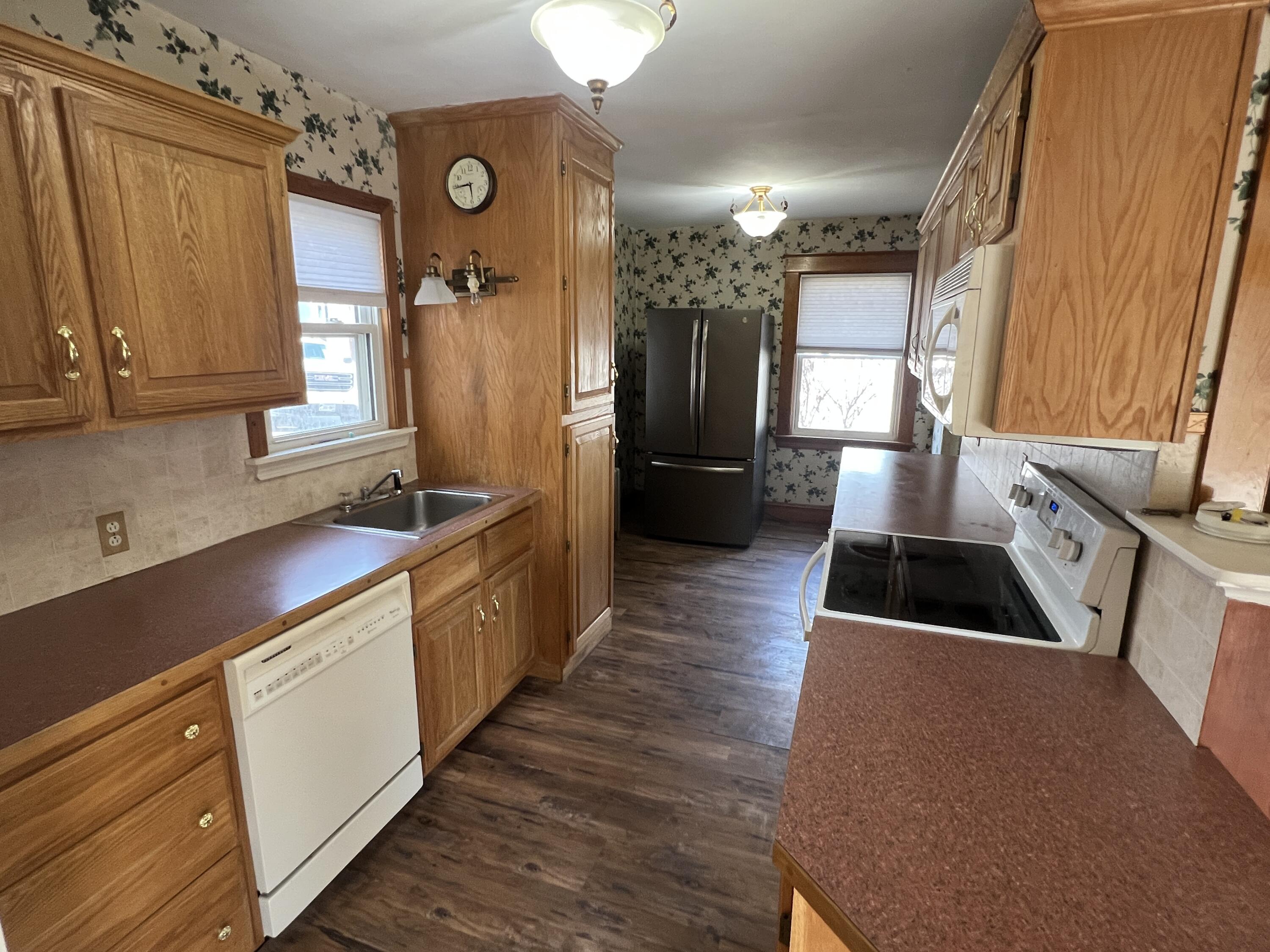 36 Main Street Oakland, ME 04963 - Photo 7 of 14 Kitchen