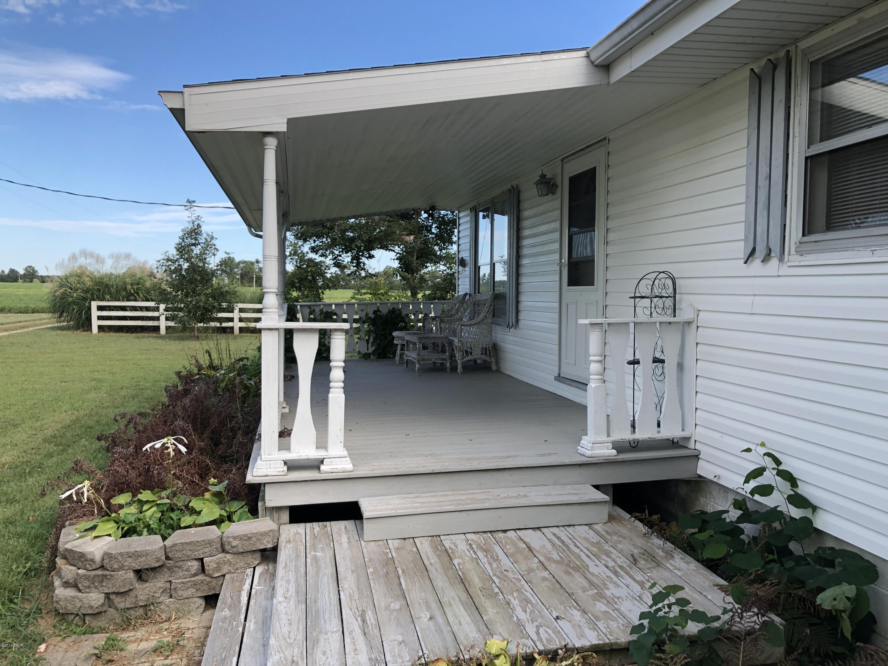 1519 Blackbead Road Flora, IL 62839 - Photo 14 of 30 Gallery Image 14
