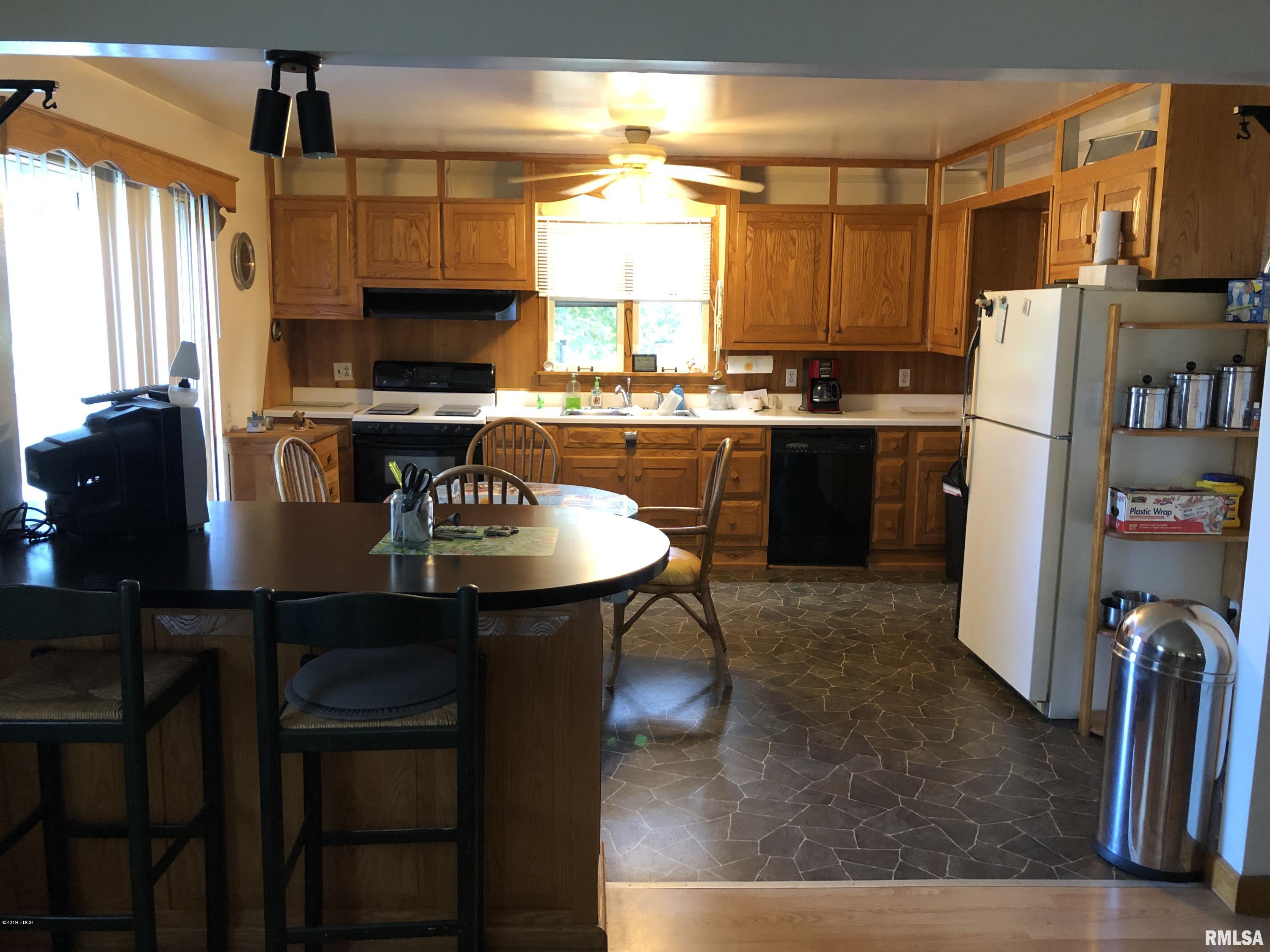 1519 Blackbead Road Flora, IL 62839 - Photo 16 of 30 Gallery Image 16