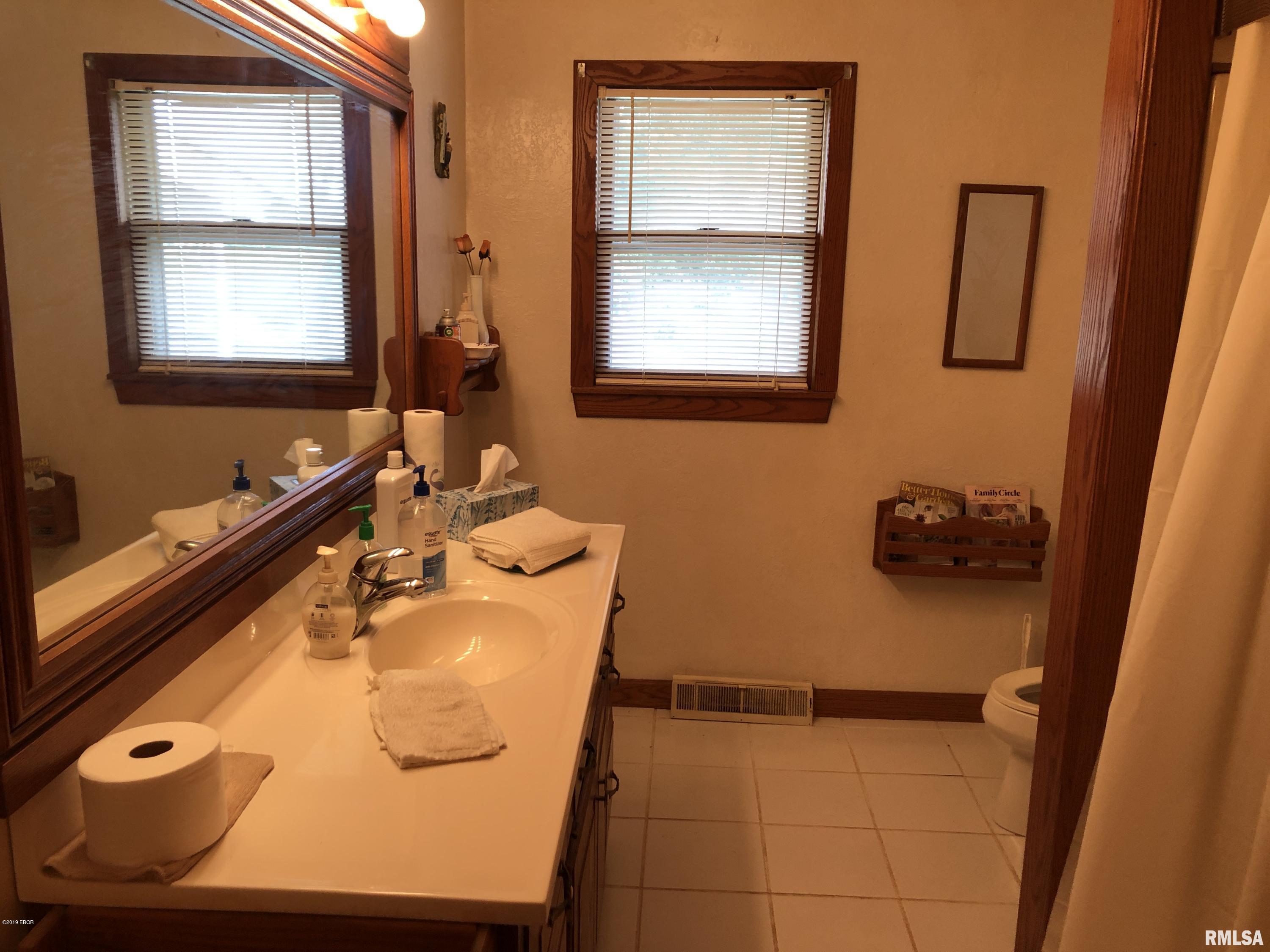 1519 Blackbead Road Flora, IL 62839 - Photo 18 of 30 Gallery Image 18