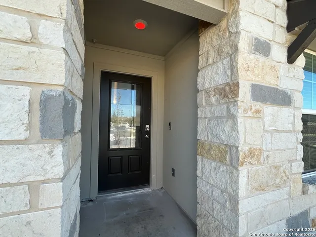 $1,700 | 13322 Whisper Bend, San Antonio, TX 78252