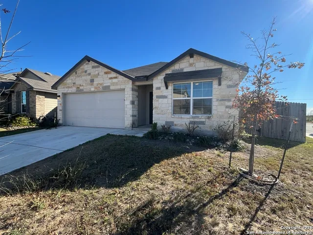 $1,700 | 13322 Whisper Bend, San Antonio, TX 78252