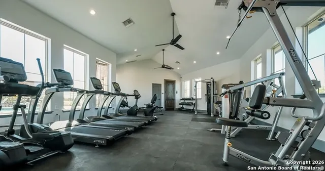 $1,700 | 13322 Whisper Bend, San Antonio, TX 78252