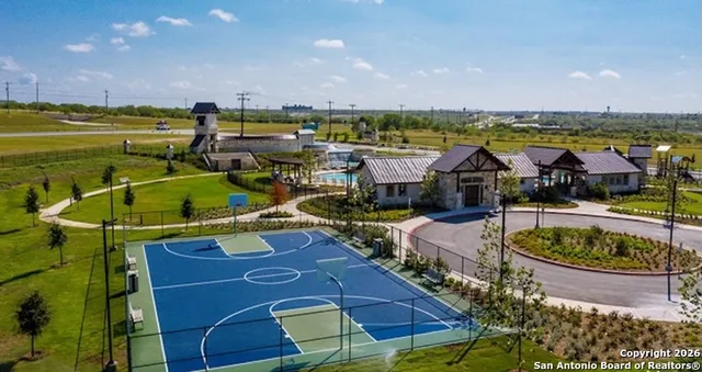 $1,700 | 13322 Whisper Bend, San Antonio, TX 78252