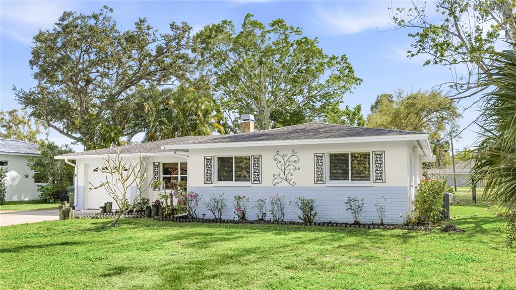 3236 Ashton Road Sarasota, FL 34231 - Photo 2 of 33