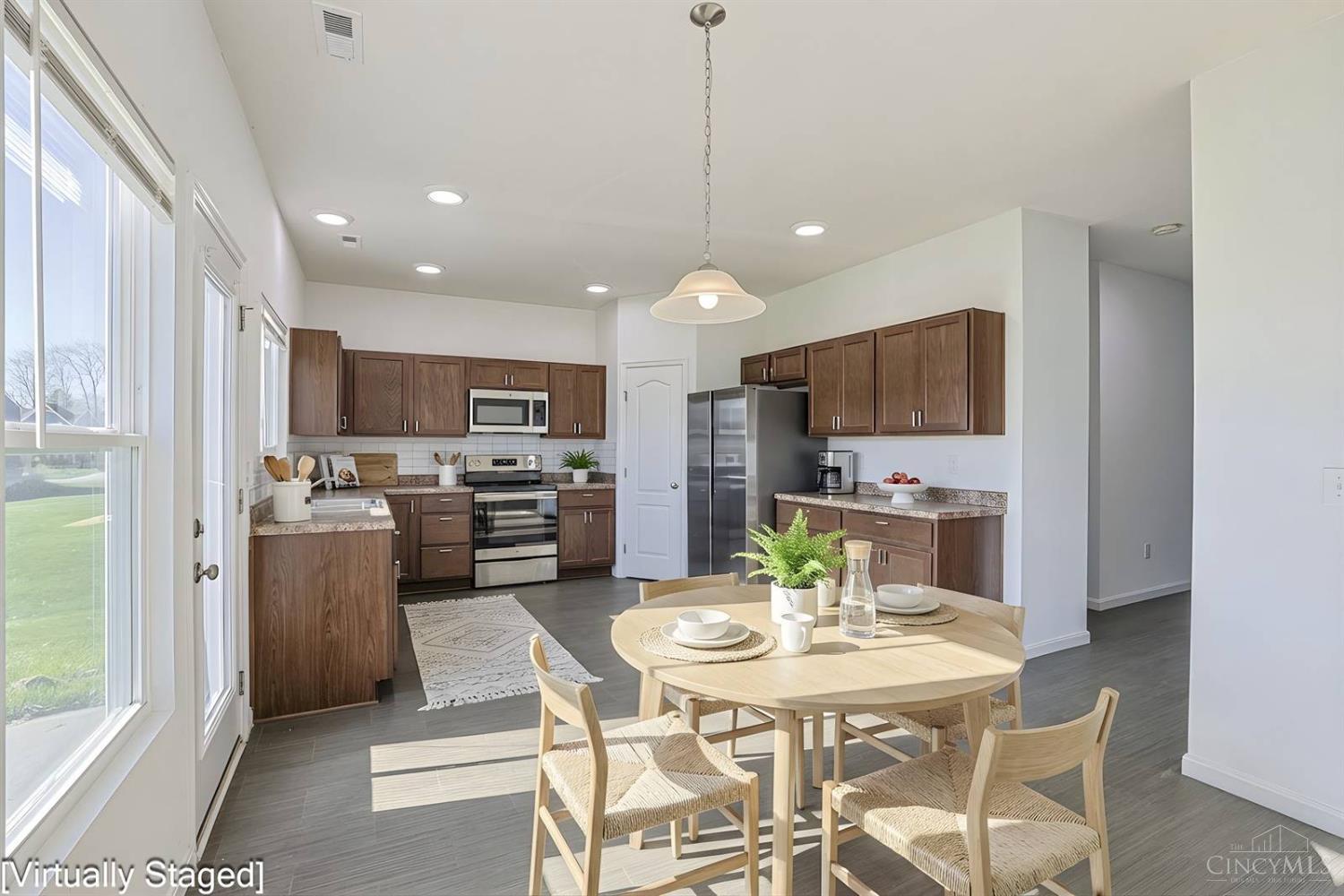 1265 Soaring Way Maineville, OH 45039 - Photo 6 of 37