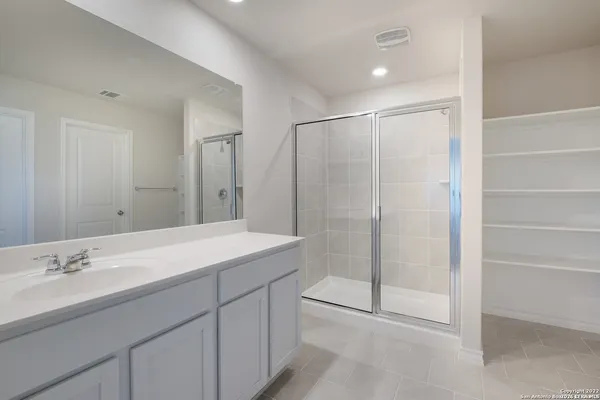 $2,300 | 5619 Chase, San Antonio, TX 78266