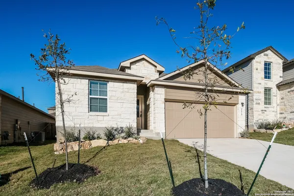 $2,300 | 5619 Chase, San Antonio, TX 78266