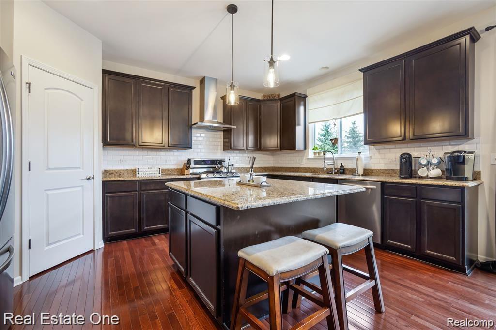 3763 Hogan Circle Rochester Hills, MI 48307 - Photo 10 of 38