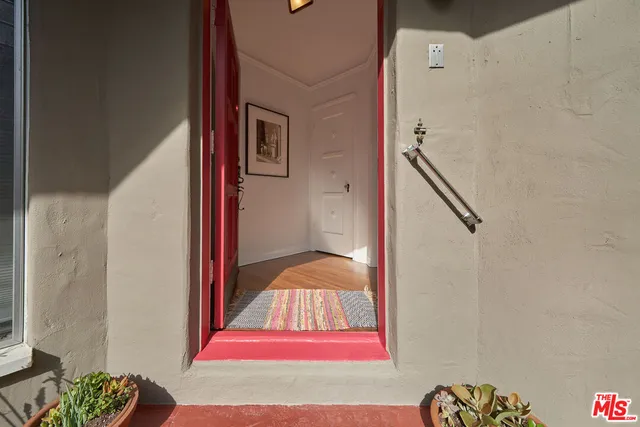 $4,750 | 1235 Hi Point Street, Los Angeles, CA 90035