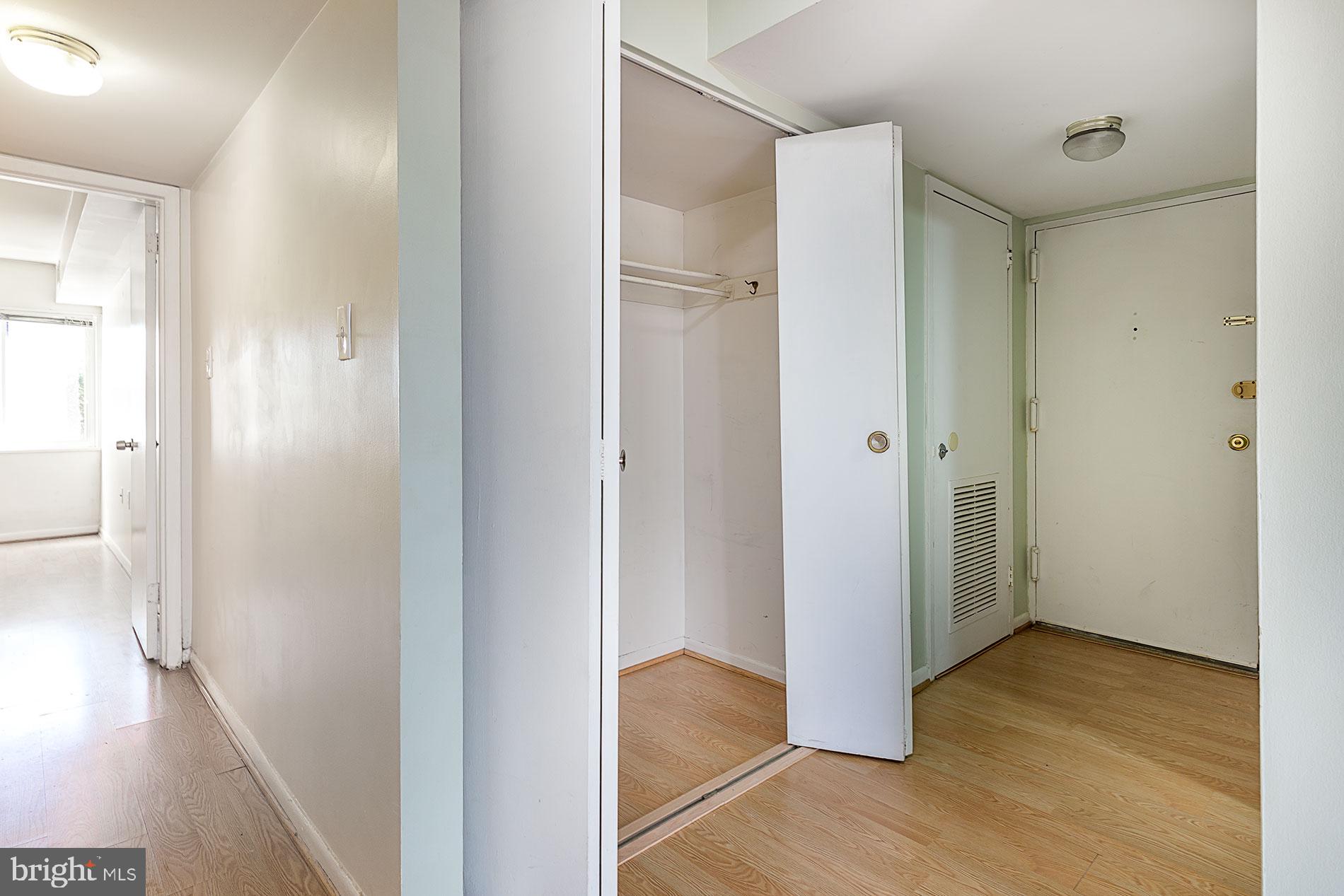 1530 Northgate Square, Unit 2A Reston, VA 20190 - Photo 22 of 22 OPEN FLOOR PLAN