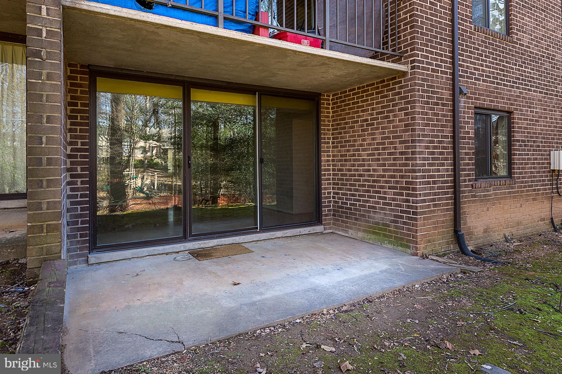 1530 Northgate Square, Unit 2A Reston, VA 20190 - Photo 13 of 22 OVERSIZED SLIDERS