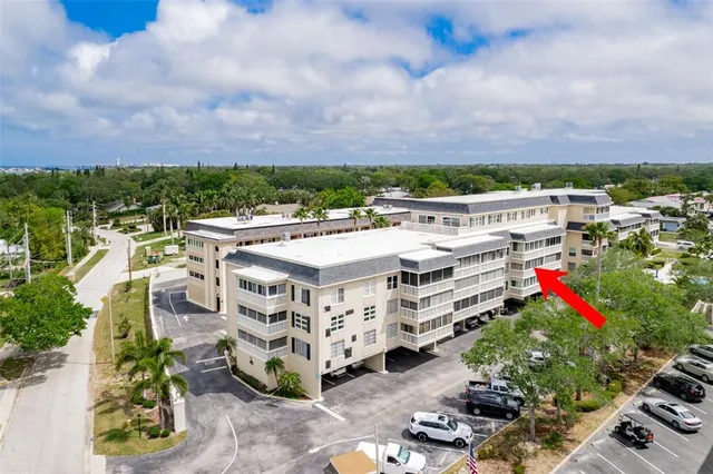 $235,000 | 147 Bluff View Drive, Unit 206, Belleair Bluffs, FL 33770