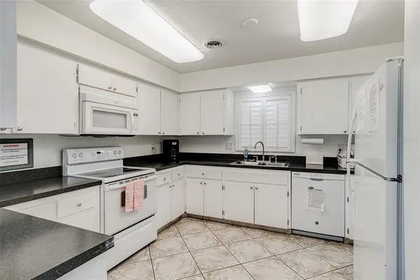 $235,000 | 147 Bluff View Drive, Unit 206, Belleair Bluffs, FL 33770