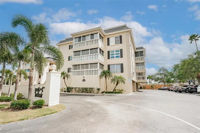 $235,000 | 147 Bluff View Drive, Unit 206, Belleair Bluffs, FL 33770