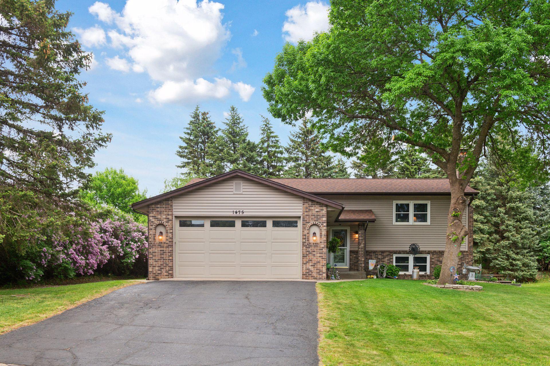 1475 Bender Road North Chaska, MN 55318 - Photo 1 of 38 Gallery Image 1