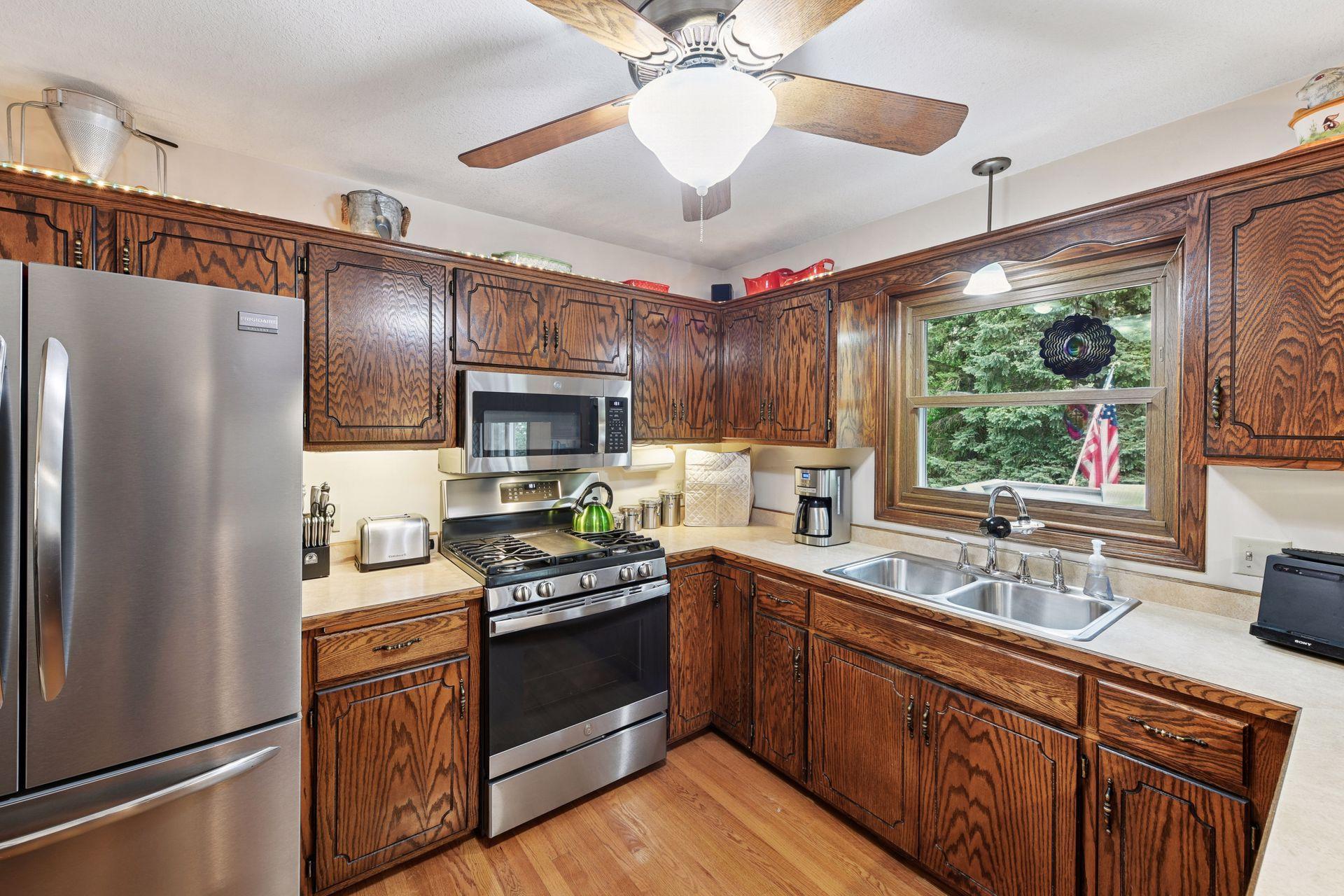 1475 Bender Road North Chaska, MN 55318 - Photo 15 of 38 Gallery Image 15