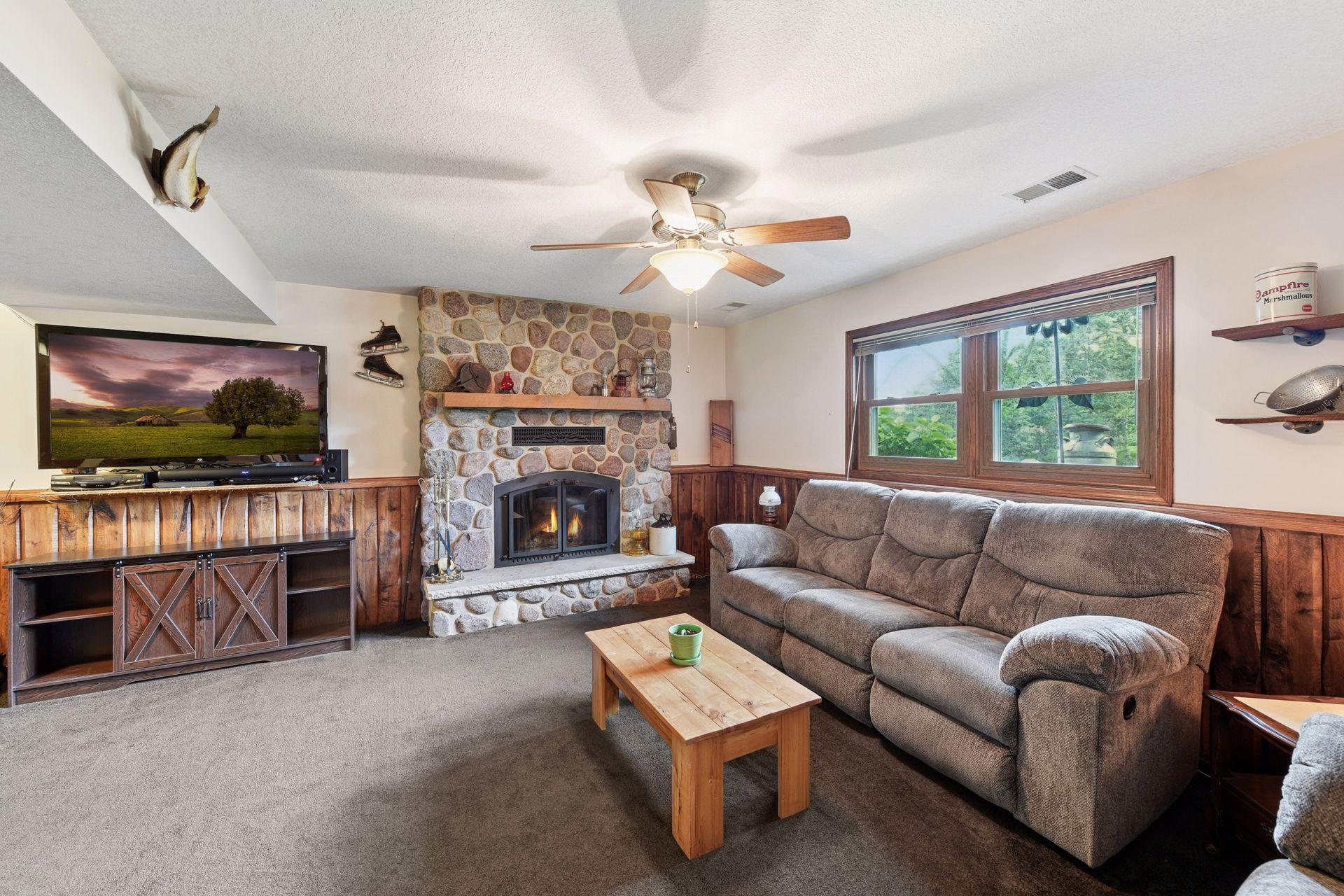 1475 Bender Road North Chaska, MN 55318 - Photo 21 of 38 Gallery Image 21