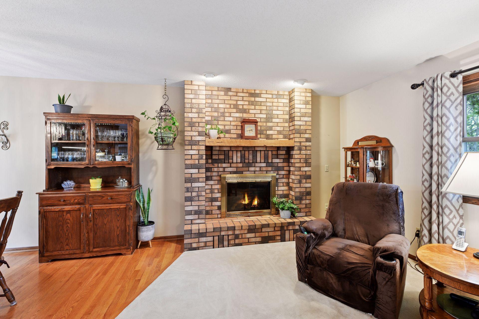 1475 Bender Road North Chaska, MN 55318 - Photo 7 of 38 Gallery Image 7
